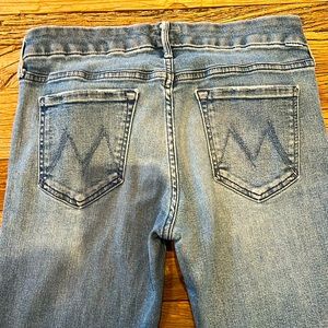 Mother Looker Ankle Fray